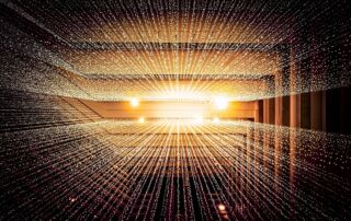 Slika prikazuje snope luči v računalniškem vezju v rumeni in črni barvi.