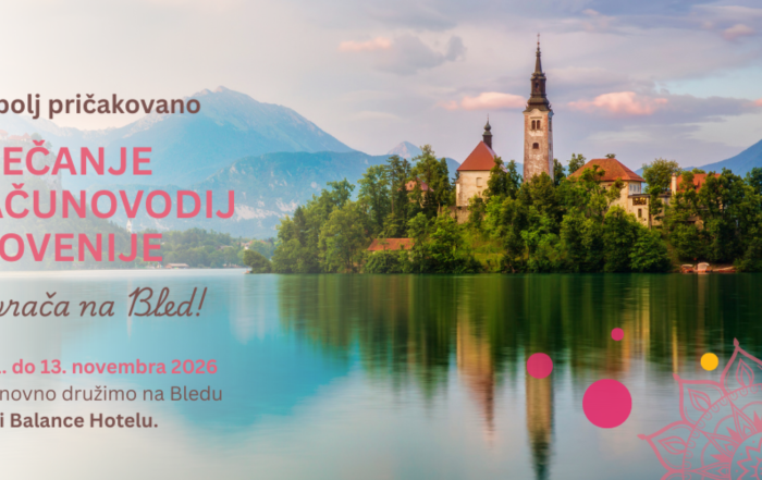 Promocijski banner za računovodski dogodek v Sloveniji na Bledu, s cerkvijo na otoku, gorami v ozadju in podatki o dogodku v slovenskem jeziku.